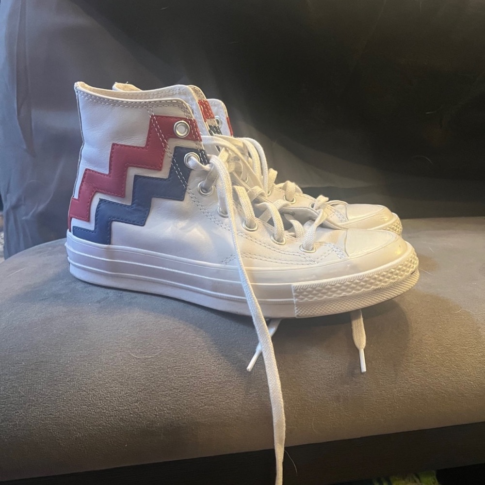 Leather high top converse - RARE